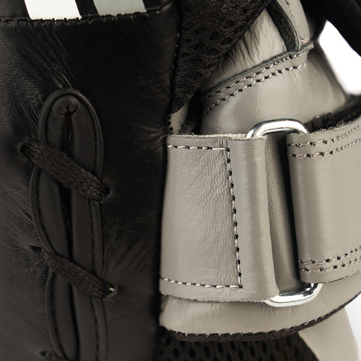 Katsudo kožené boxerské lapy Perfect, černé