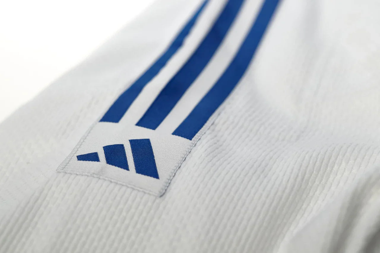 Adidas JU kimono s modrými pásky Club 350g, bílé