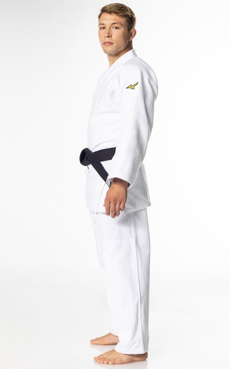 Mizuno JU kimono Yusho III IJF 750g, bílé