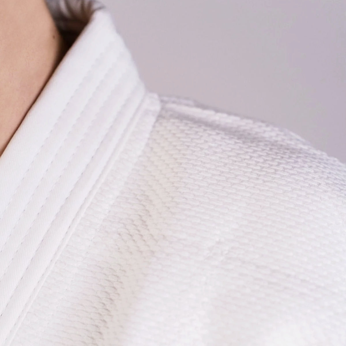 Katsudo judo kimono Tokyo IJF 750g, bílé