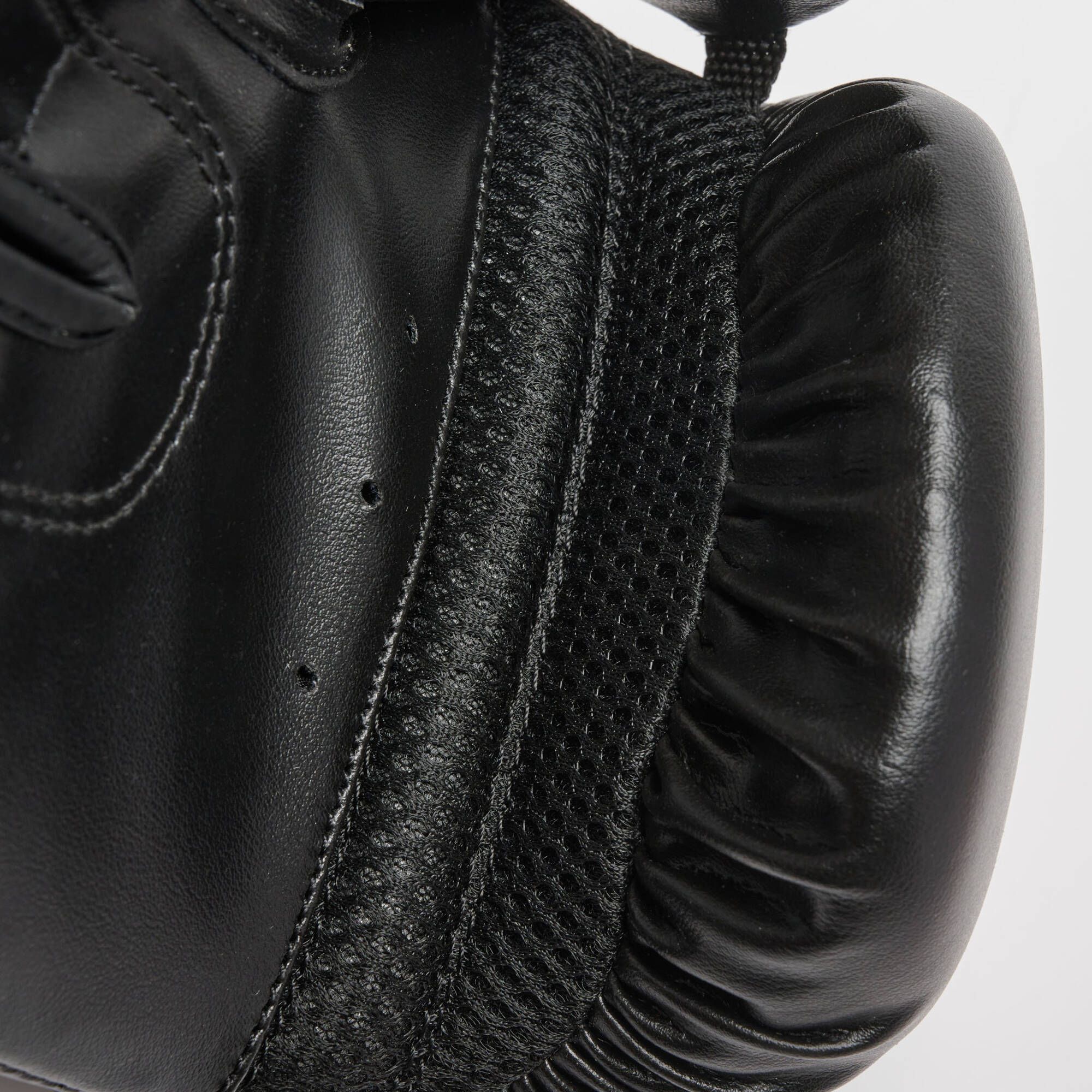 Leone boxerské rukavice Thunder, černé