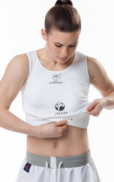 Tokaido chránič prsou WKF, bílý